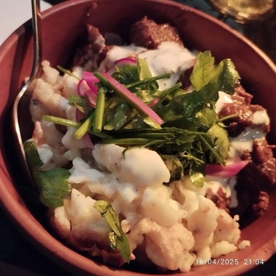Plato de la cocina de Loro Negro